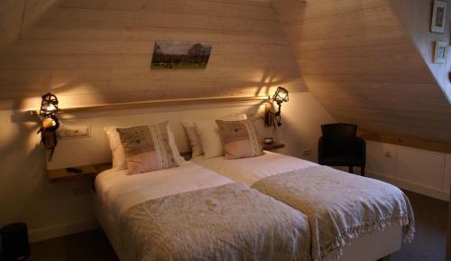 Twin Room with Garden View