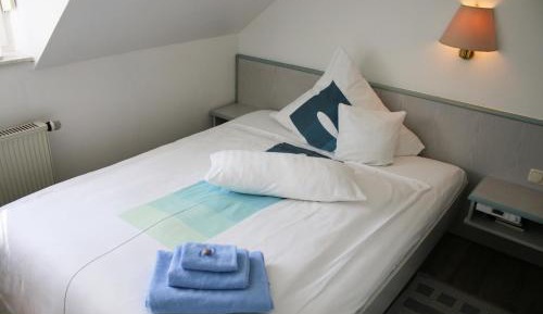 Small Single Room