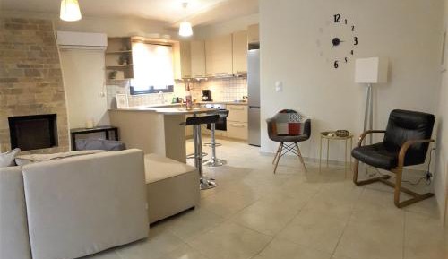 Deluxe Apartment with Fireplace