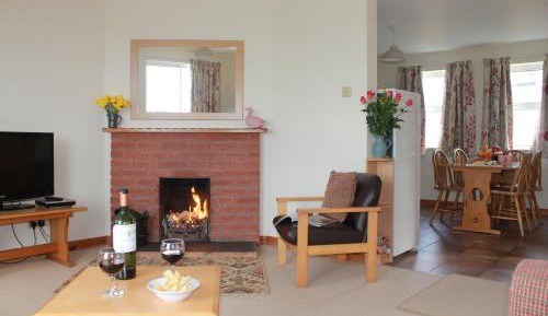 Three-Bedroom Cottage