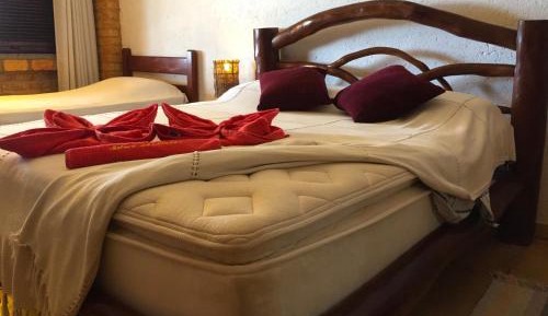 Queen Suite with Pool View