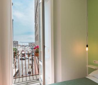 Deluxe Double Room with Balcony and Sea View