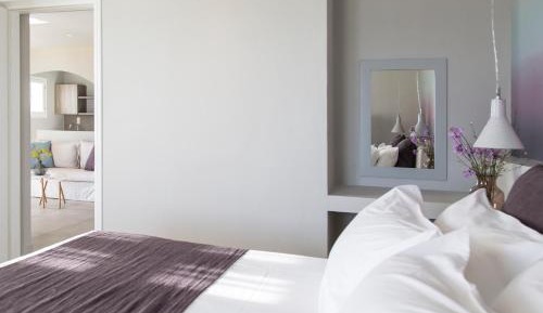 Superior Suite with Sea View (2-4 Adults)