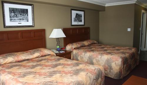 Queen Room with Two Queen Beds - Non-Smoking