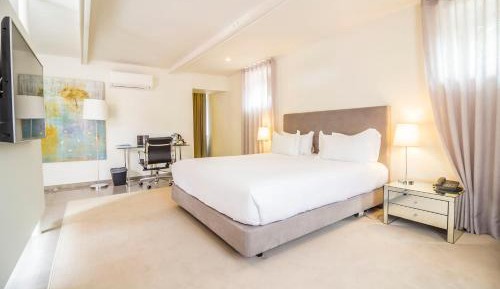 Superior King Room