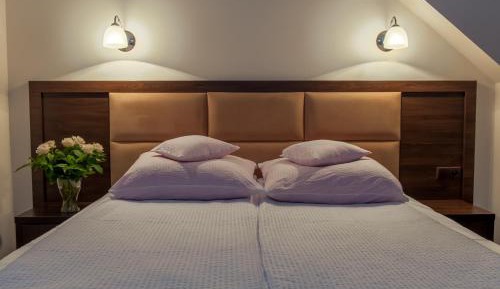 Deluxe Double Room with Extra Bed