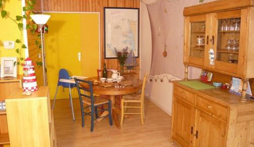 Two-Bedroom Apartment (4 Adults)