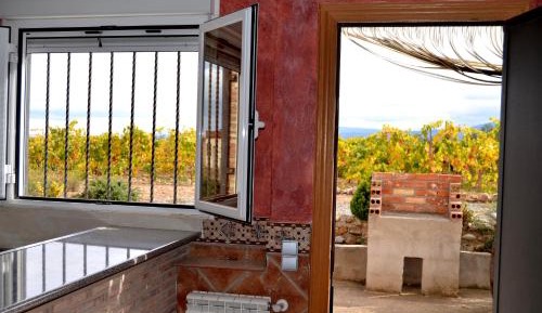 Apartment with Mountain View