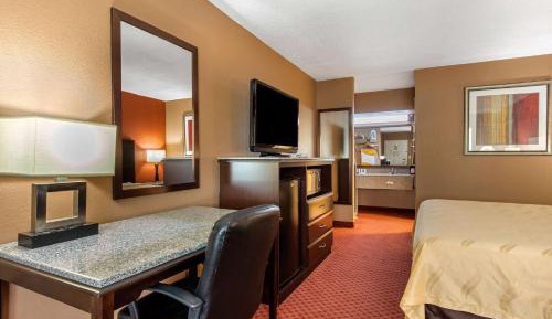 King Room - Non-Smoking