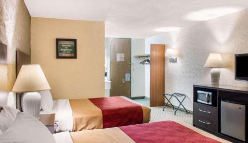 Standard Double Room with Two Double Beds - Smoking