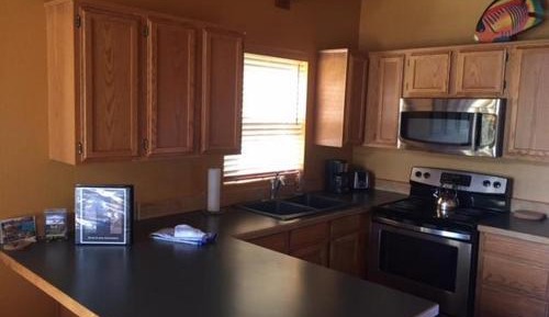 One-Bedroom Holiday Home