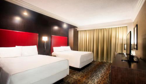 Deluxe Queen Room with Two Queen Beds - Non-Smoking