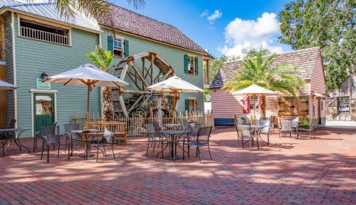 King Room with Balcony