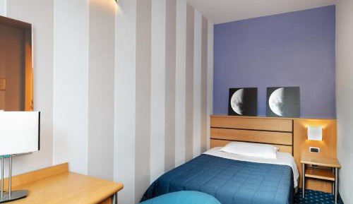 Comfort Single Room