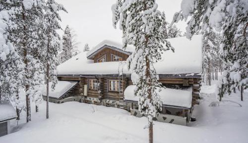 Five-Bedroom Chalet with Sauna