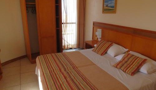 Standard Double Room with City View