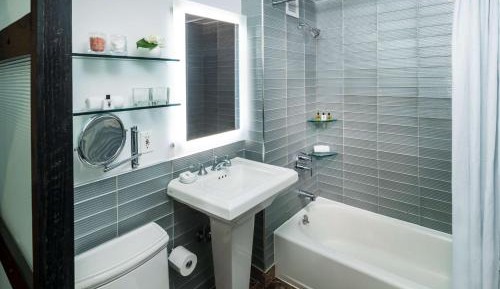 King Room with Accessible Tub - Disability Access