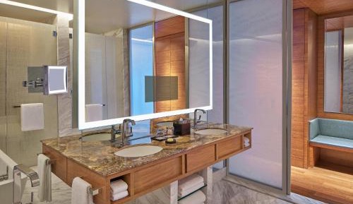 Grand Executive Suite