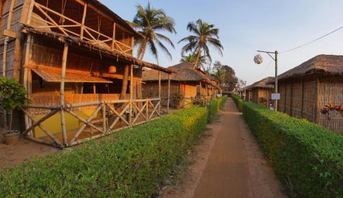 Cottage with Sea View