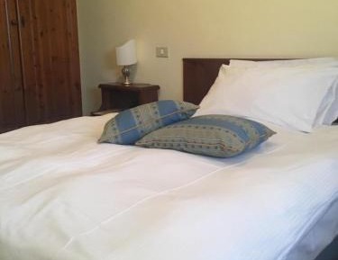 Family Room with Lake View