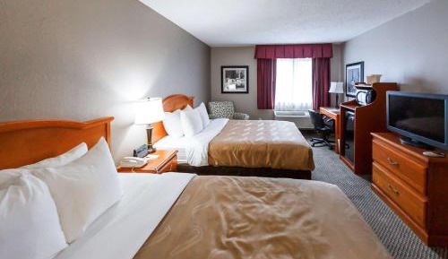 Queen Room with Two Queen Beds - Non-Smoking