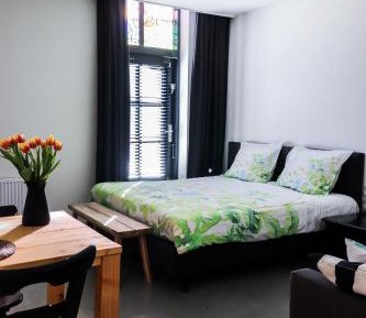 Deluxe Family Room with Shower