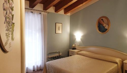 Family Room (Two Connecting Rooms with 2 bathrooms) 