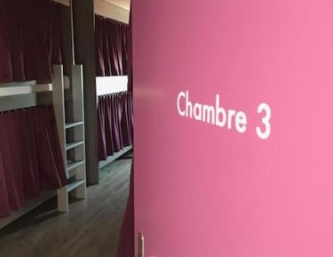 Single Bed in Mixed Dormitory Room