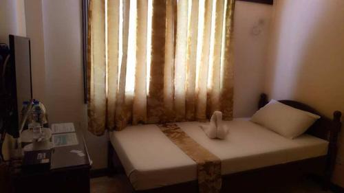 Standard Single Room with Shower