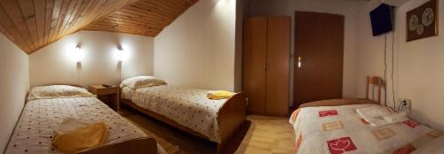 Triple Room with Private Bathroom