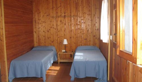 One-Bedroom Bungalow