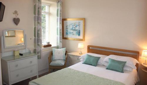 Compact Double Room with En-Suite