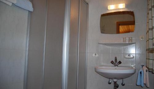 One-Bedroom Apartment with Balcony