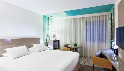 Two rooms close to each other (4 adults)