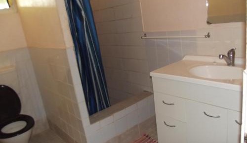 Three-Bedroom House - LANGAKALI