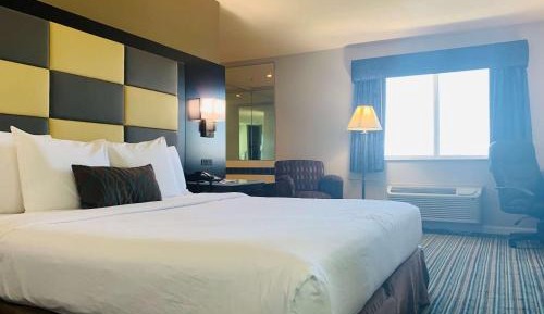 King Suite with Spa Bath