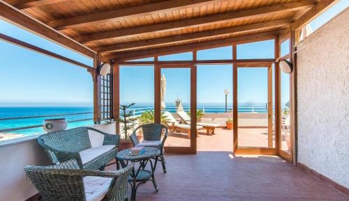 Apartment with Sea View