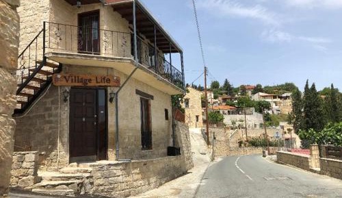 Double Room with Mountain View (Ground Floor)