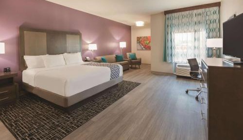 King Room with Sofa Bed
