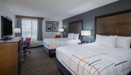 Queen Room with Two Queen Beds - Non-Smoking