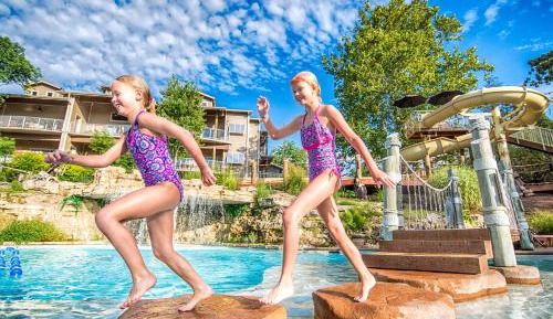 Standard Room, 2 Queen Beds, Non Smoking