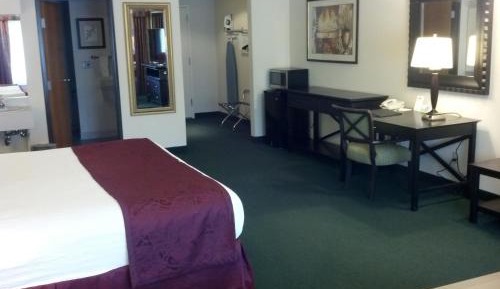 King Room - Non-Smoking