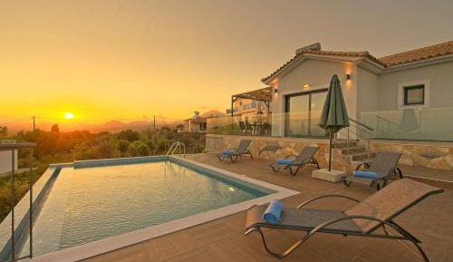 Villa with Private Pool