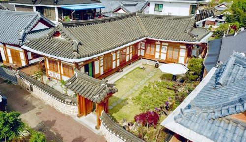 Double or Twin Room with Garden View