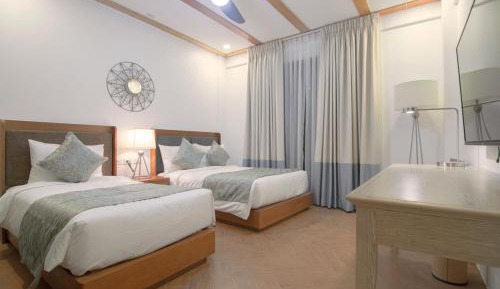 Superior Double or Twin Room with Mountain View