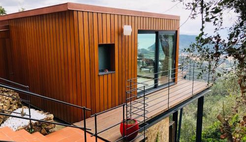 Studio Apartment with Sea View