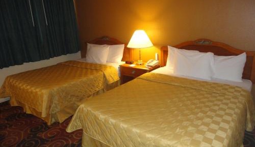 Queen Room with Two Queen Beds - Non-Smoking