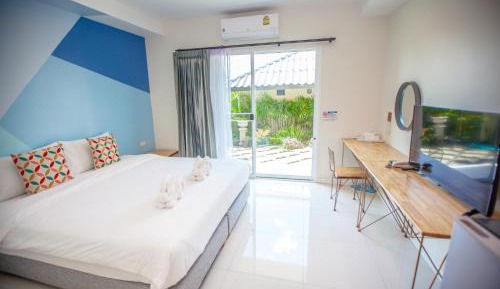 King Room with Garden View