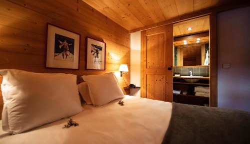 Double or Twin Room with Shower