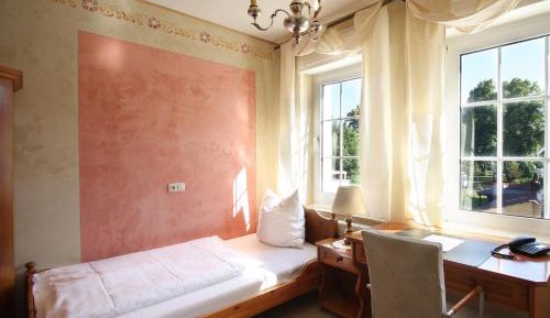 Single Room with Bathroom